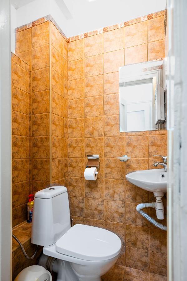 Sofia'S Vintage Gem: Spacious 2Bd Flat On Solunska Exterior photo